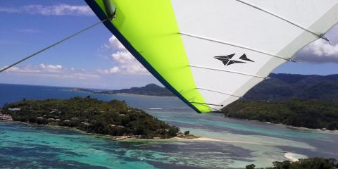 Hang gliding in Seychelles